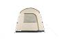 Beige en groene kampeertent met raam.
