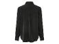 Een zwarte, lange mouwen blouse met knopen.