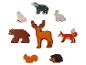 Set houten wilde dierenfiguren, inclusief een eland, beer en vos.