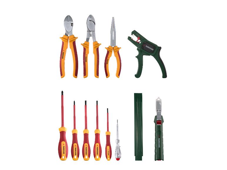 Een set Parkside gereedschap met tangen, schroevendraaiers en een kabelstripper.