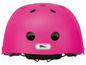 Un casque de vélo rose avec des ouvertures de ventilation.