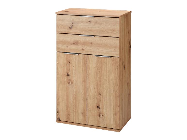 Meuble en bois avec trois tiroirs et deux portes, avec poignées métalliques.