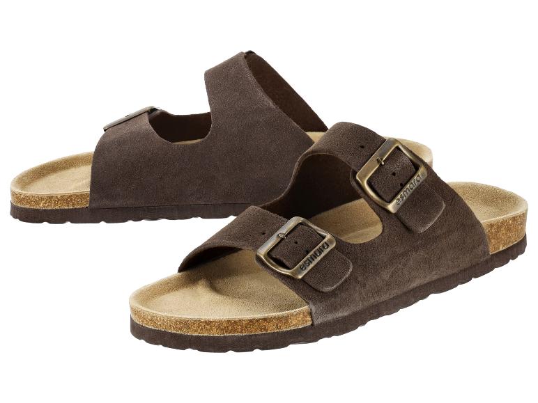 Sandales marron avec deux brides et boucles métalliques