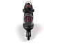 Zwarte inline skates met rode accenten, merk Grivit.