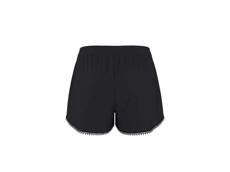 Short noir avec bordure en dentelle, vue arrière.