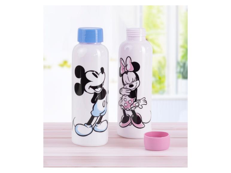 Twee witte waterflessen met Mickey Mouse en Minnie Mouse erop