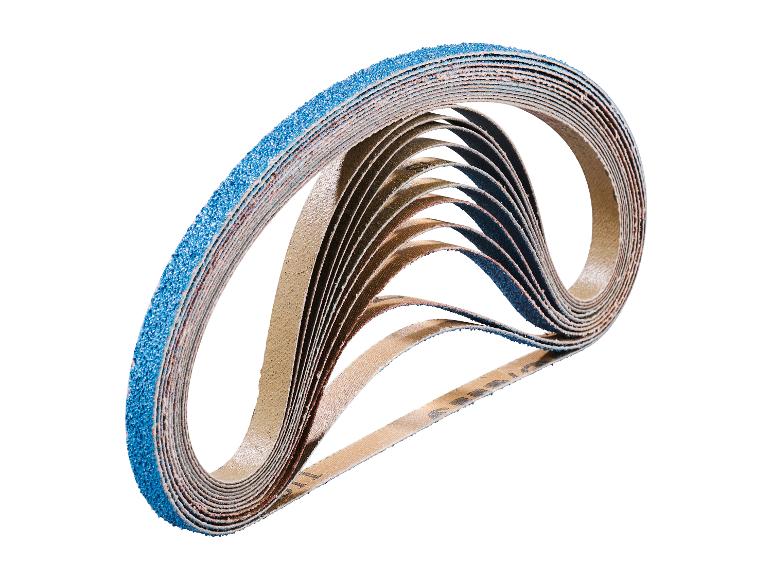 Un jeu de bandes abrasives pour le travail du bois.