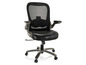 Chaise de bureau noire avec dossier en maille et accoudoirs.
