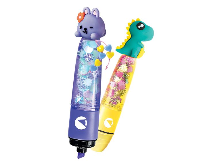 Twee glitterpennen, één met een paars konijn en de andere met een groene dinosaurus.
