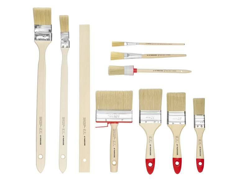 Een set Parkside verfkwasten, waaronder een brede kwast en kleinere kwasten voor precisiewerk.