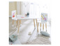 Un ensemble table et chaises pour enfants avec Peppa Pig.