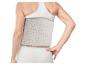 Vrouw met rugbrace en witte sportkleding