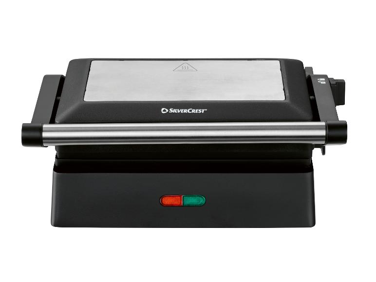 Zwarte SilverCrest tosti-ijzer met roestvrijstalen plaat en twee indicatielampjes