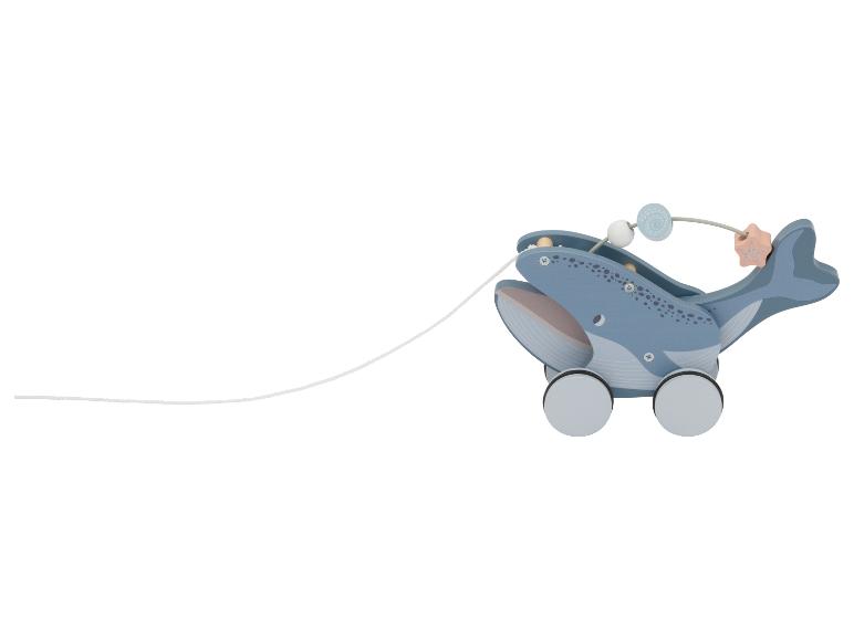 Houten walvis trekfiguur met wielen en touw.