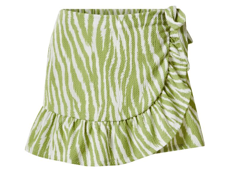 Dames minirok met groen-witte zebraprint, ruches en strik aan de zijkant.