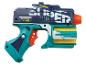 Blauw en groen speelgoedpistool met gele woorden 'RAPID FIRE' en 'MODEL'.