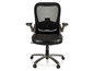 Chaise de bureau noire avec dossier en mesh et accoudoirs.