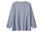 T-shirt à manches longues gris-bleu sur fond blanc.