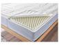 Un matelas avec une couche supérieure en mousse à mémoire de forme et un revêtement en maille.