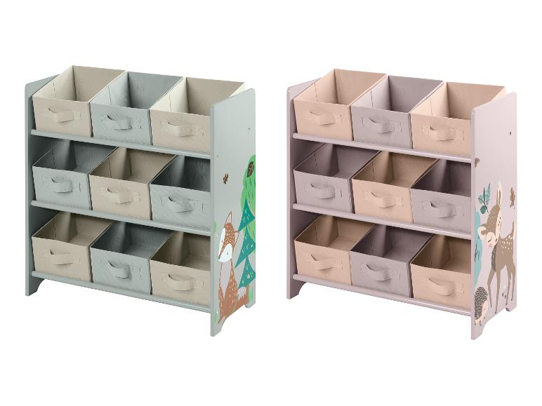 Twee speelgoedopbergers in rekdesign met stoffen bakken, bos thema.