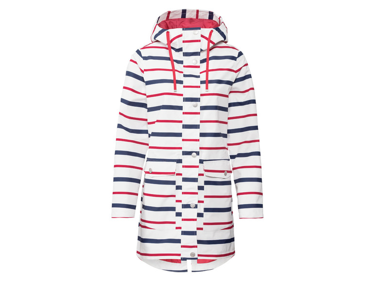 Een wit gestreept regenjack met rode en blauwe strepen.