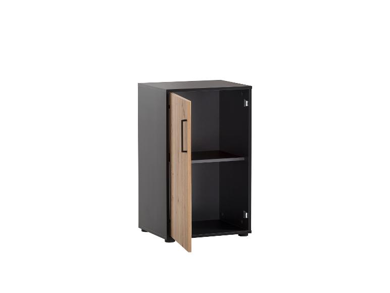 Zwarte kast met houten deur en plank