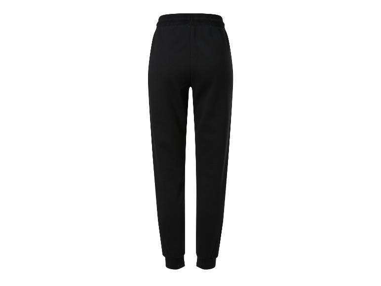 Zwarte joggingbroek.