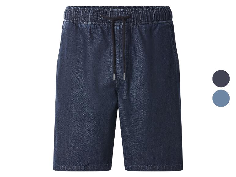 Shorts en jean pour homme avec taille élastique et cordon de serrage, disponibles en bleu foncé et bleu clair.