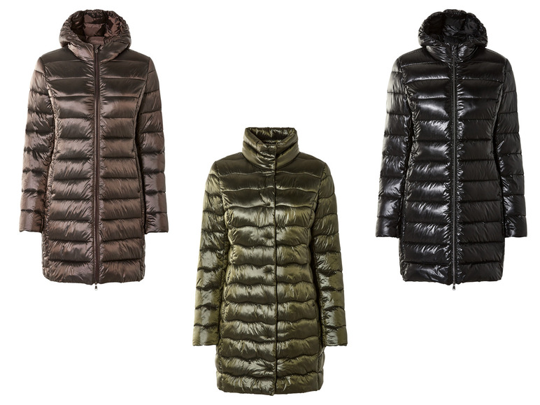 Trois doudounes brillantes en marron, vert et noir.