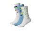 Trois paires de chaussettes aux motifs variés : rayures, un soleil avec des lunettes de soleil et des lettres de l'alphabet.