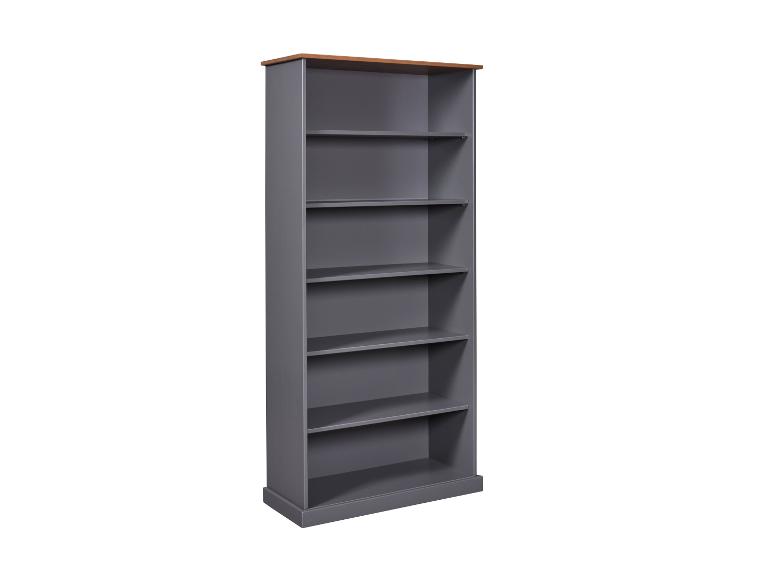 Grijze boekenkast met houten bovenblad.
