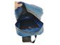 Sac à dos bleu marine ouvert, montrant un compartiment principal et une poche intérieure.