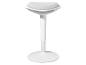 Tabouret actif blanc avec assise rembourrée en tissu maillé.