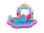 Piscine gonflable thème princesses avec toboggan et jeux.