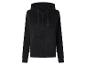 Zwarte hoodie met rits en voorzakken.