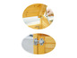 Houten opbergdoos met scharnieren en een sluiting.