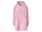 Een roze fleece hoodie met capuchon.