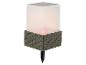 Solar tuinlamp met gevlochten design en vlameffect.