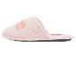 Chaussons rose clair avec le texte 'dream club' sur le dessus.
