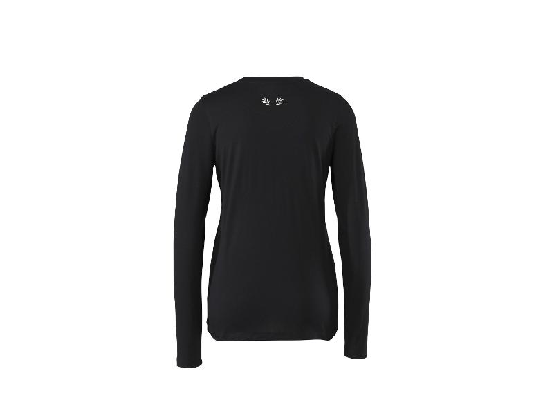 T-shirt noir à manches longues avec un petit logo de laurier à l'arrière du cou.