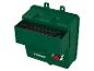 Ordinateur d'irrigation vert avec minuterie et accessoires pour l'arrosage du jardin.