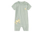 Een baby romper met korte mouwen, lichtgroen met een print van kuikens.
