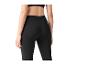Legging noir et soutien-gorge de sport pour femme, vue arrière.