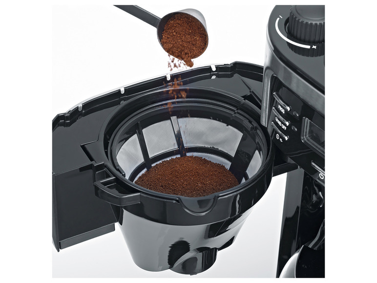 Une cafetière noire avec un filtre où l'on met du café moulu.