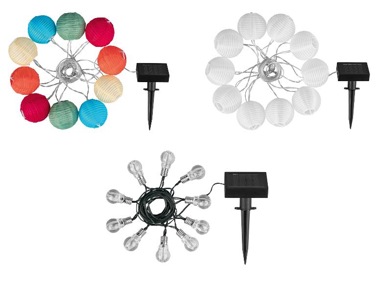 Guirlandes lumineuses solaires avec lanternes colorées, blanches et ampoules transparentes.