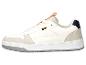 Witte en grijze herensneaker met oranje accenten