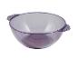 Un bol mélangeur transparent violet avec des poignées latérales.