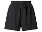 Short noir froissé avec une taille élastiquée.