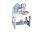 Speelgoeddokterset met accessoires en een Baby Care-thema.
