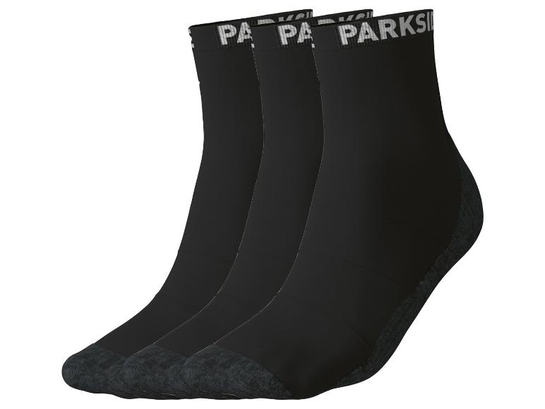 Drie paar zwarte sokken met de tekst 'PARKSIDE' op de boord.